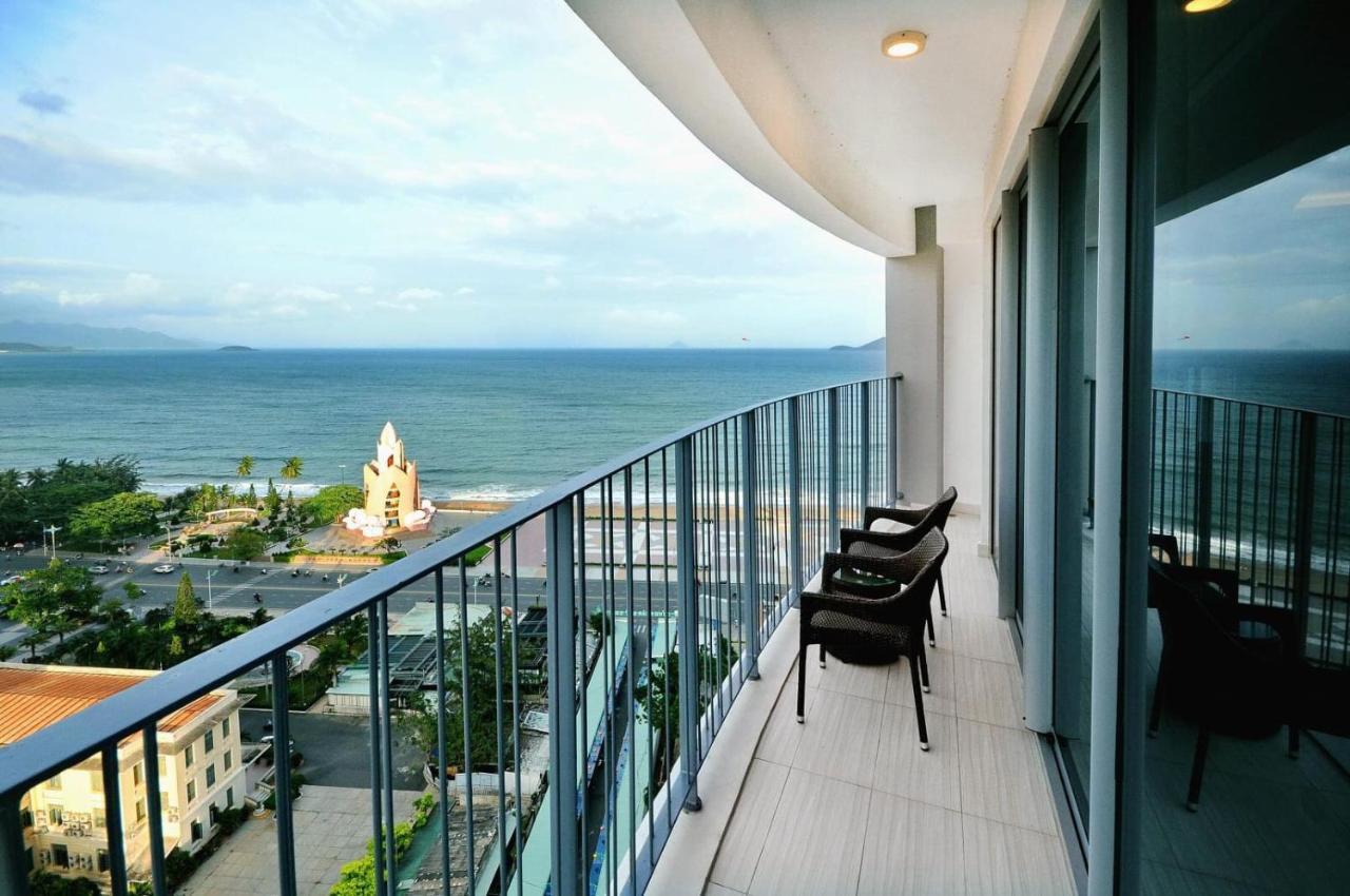 Panorama Central Nha Trang- Vietnam'S Highest Infinitive Rooftop Pool Kültér fotó