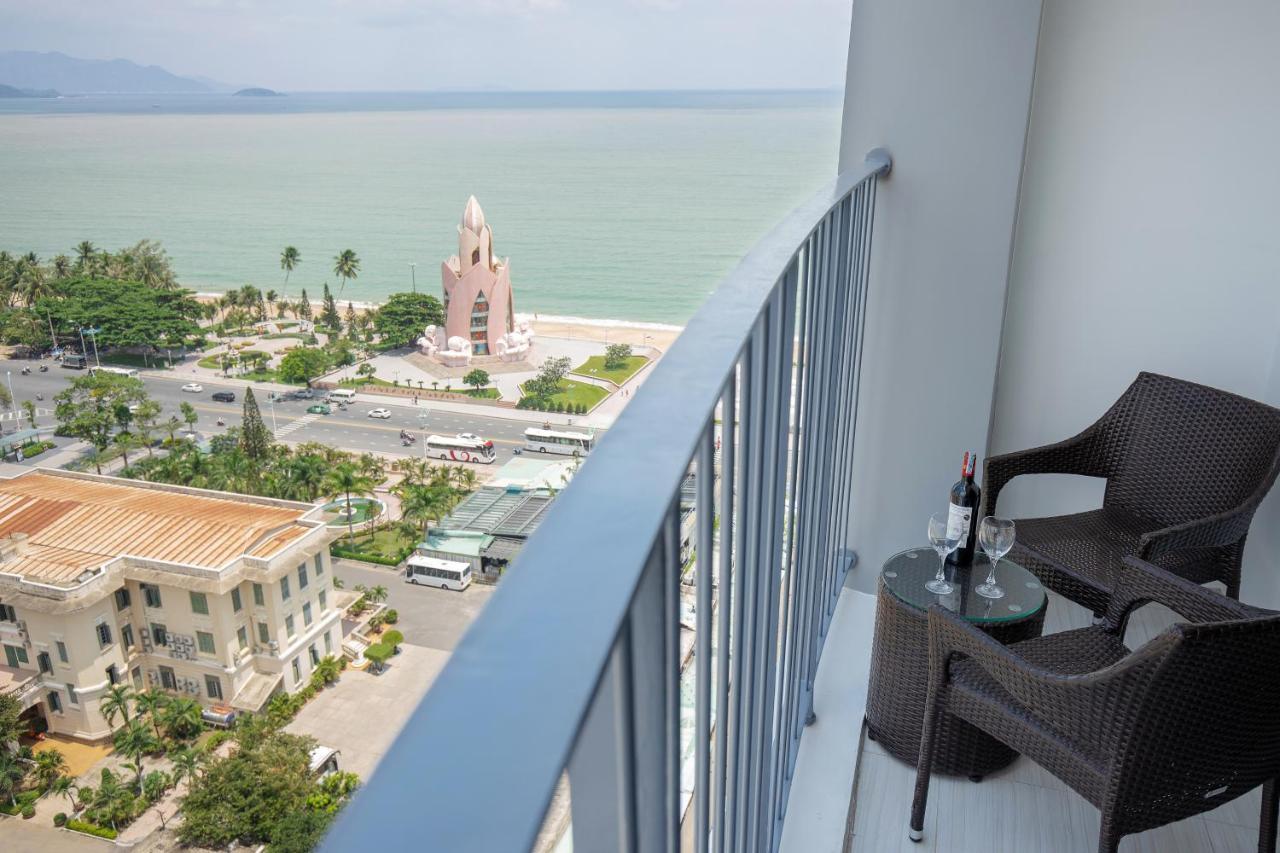Panorama Central Nha Trang- Vietnam'S Highest Infinitive Rooftop Pool Kültér fotó